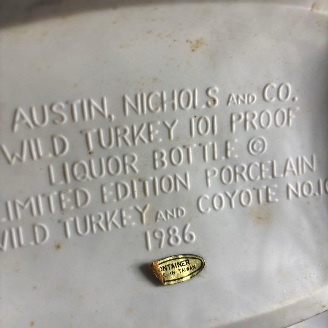 バーボンウイスキー　ワイルドターキー　陶器ボトル　コヨーテ、古酒、未開封
