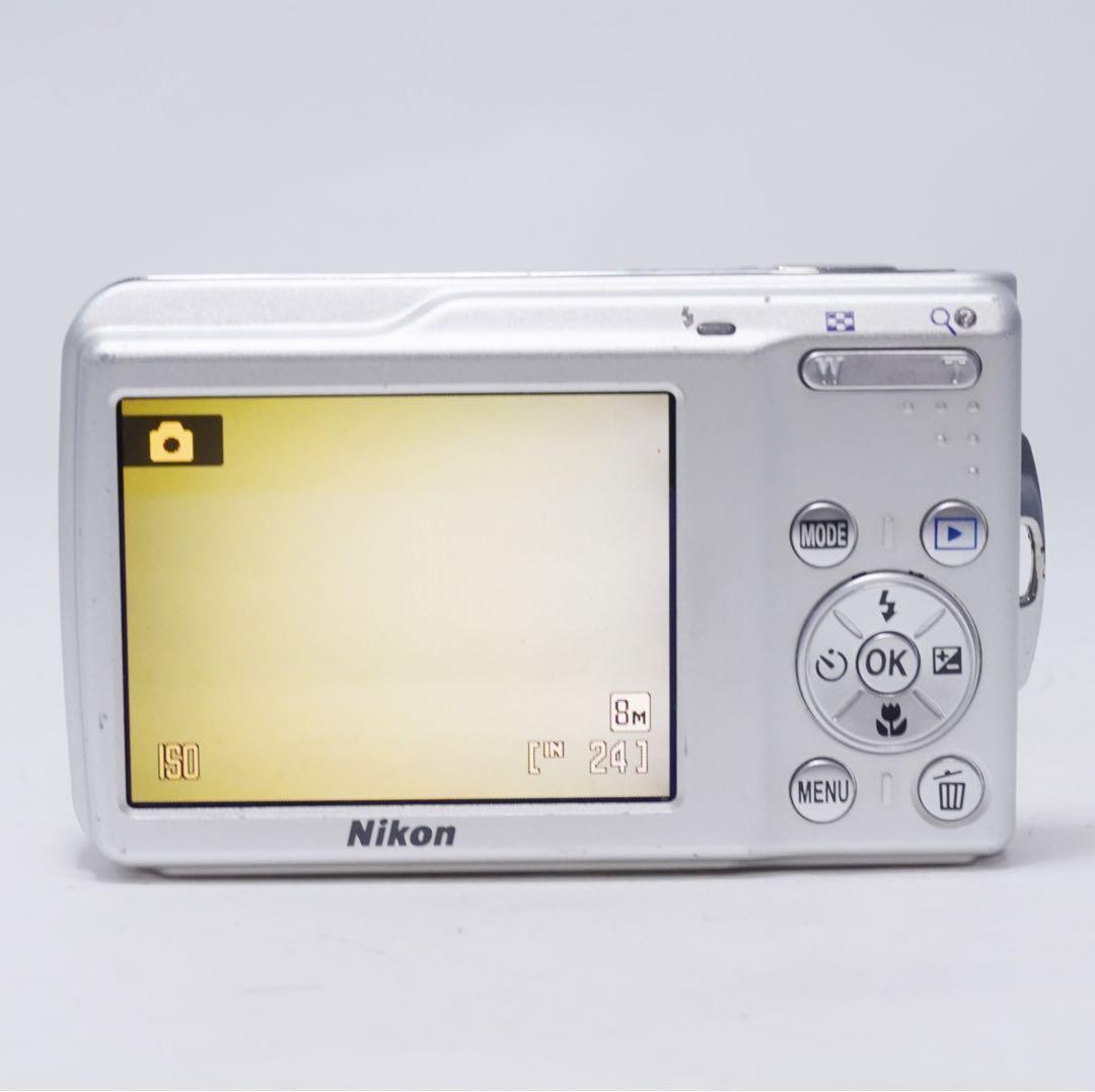 動作確認済 良品 Nikon Coolpix S210 コンデジ