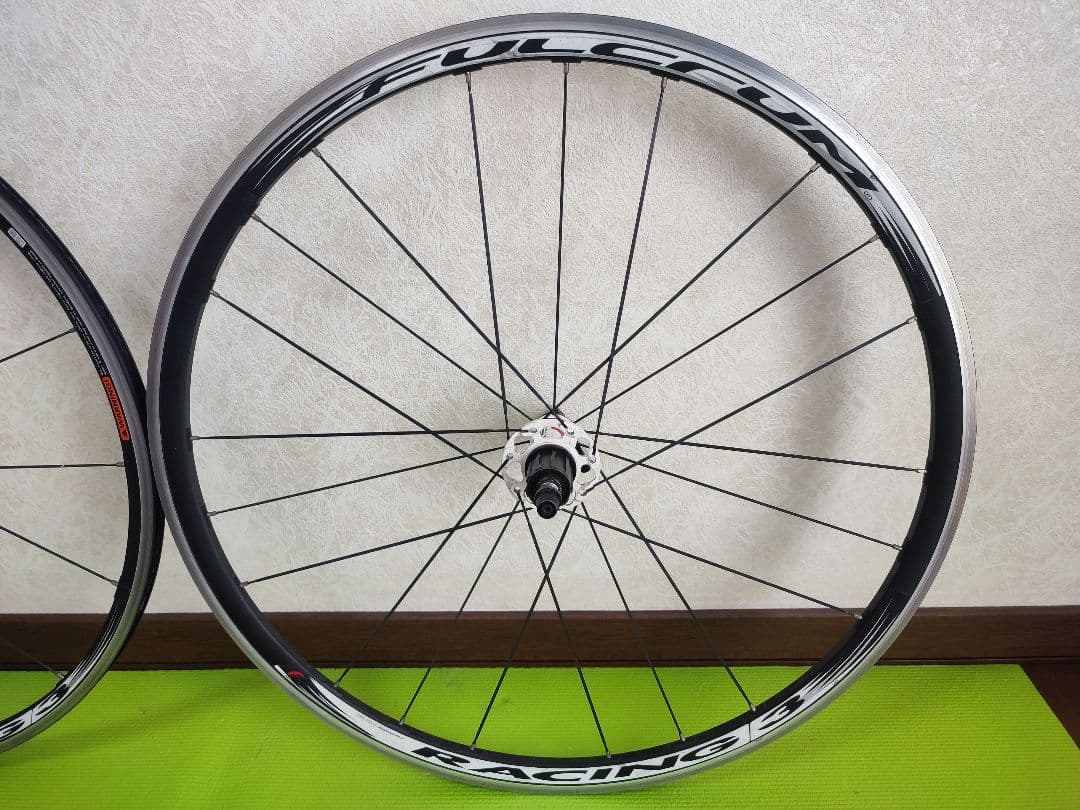 フルクラム FULCRUM レーシング3 RACING3  クリンチャー