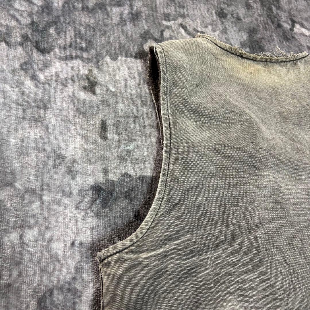 Carhartt ダックベスト V26 ボロ レザータグ 雰囲気抜群 一点物