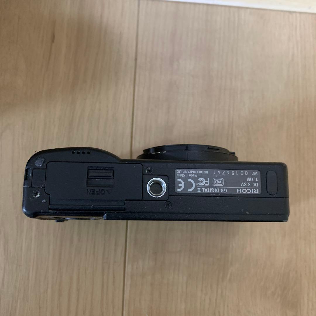 RICOH GR DIGITAL III 3 コンパクトデジタルカメラ