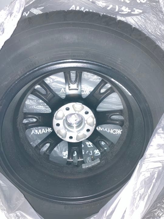 毎日値下げ実施中！新品同様215-60-16ヨコハマスタッドレス