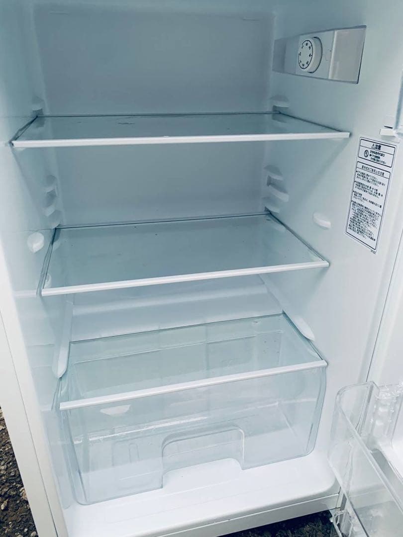 送料設置無料　ユーイング ノンフロン冷凍冷蔵庫　UR-FG110J