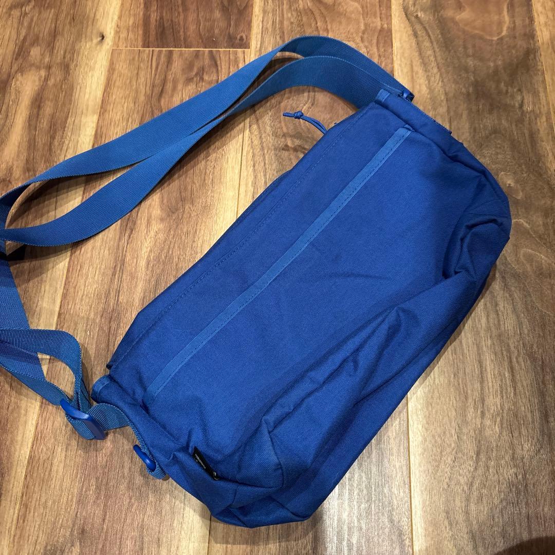 美品supreme シュプリーム メッセンジャーバッグ