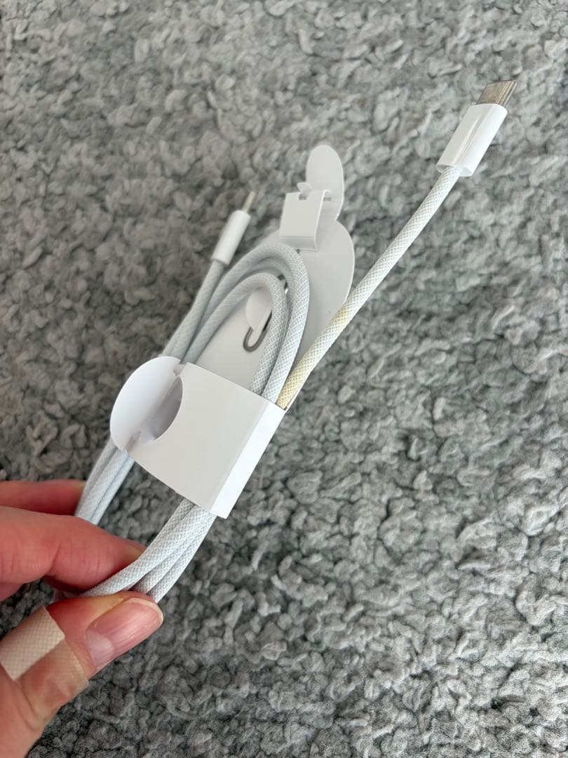 Apple iPhone16本体 ホワイト