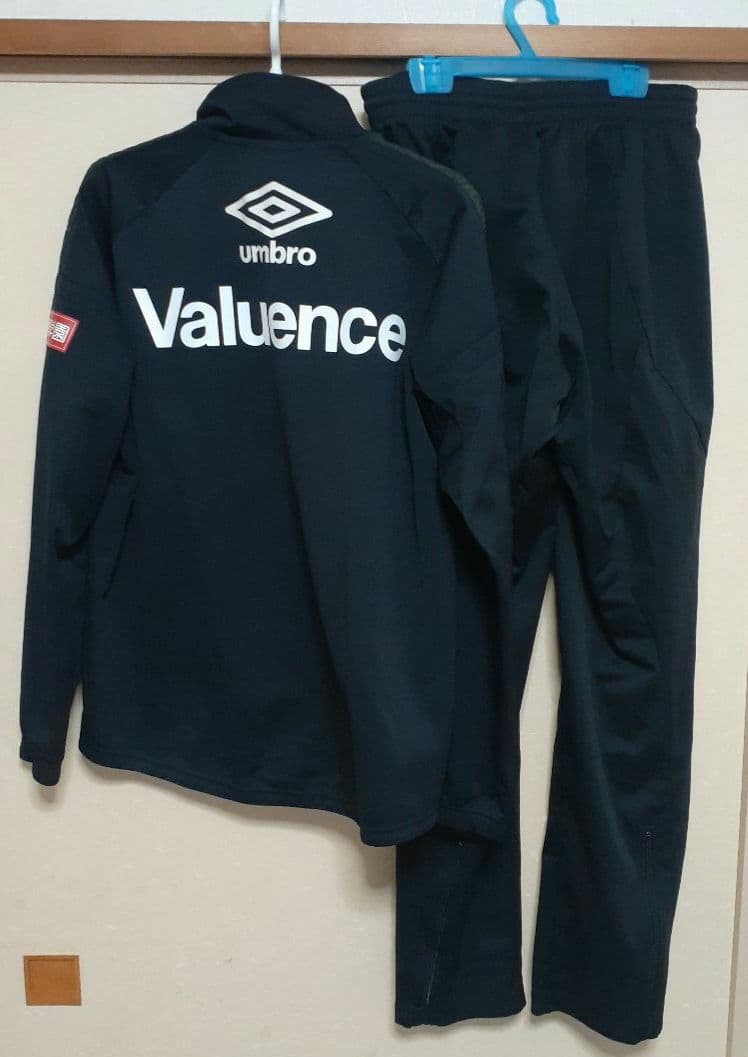 青タグ有り ガンバ大阪 トレーニングウェア 上下セット 移動着 アップウェア