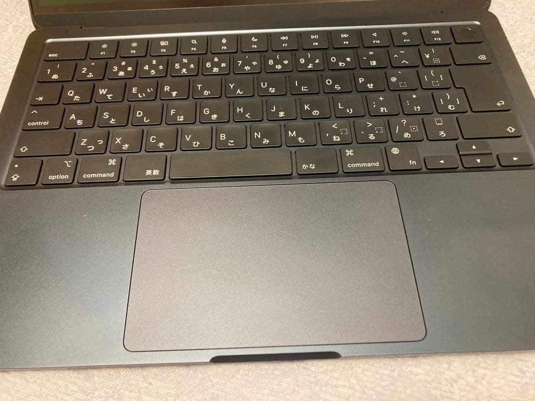 Apple MacBook Air 13.6インチ 充電39回　そして100%