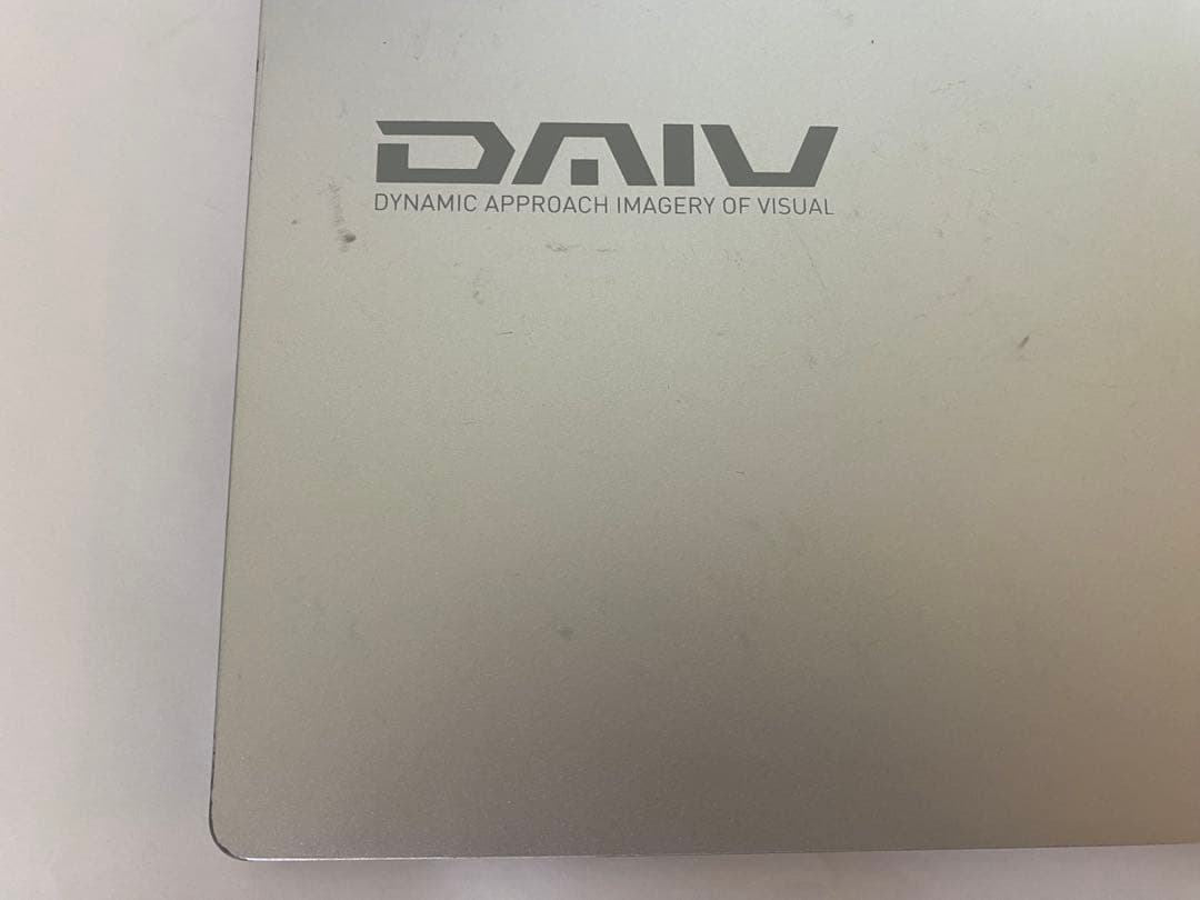 DAIV 4P i7-1165G7 16GB 512GB SSD電池新品