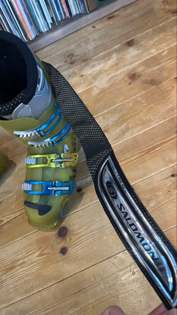 SALOMONサロモン大人ジュニアスキーブーツスキー靴24cm25cm