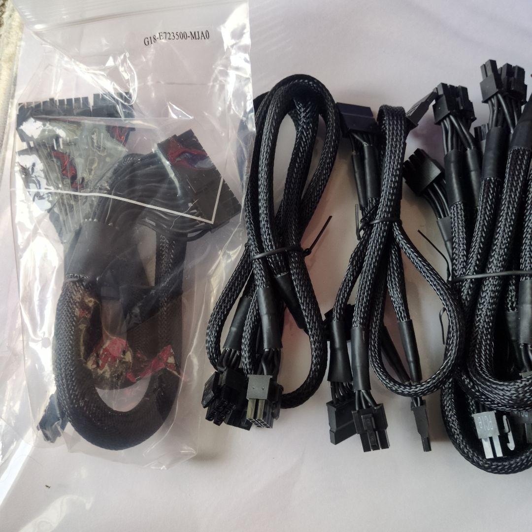 NZXT C1000 GOLD ATX PSU 1000W　12VHPWR 付き