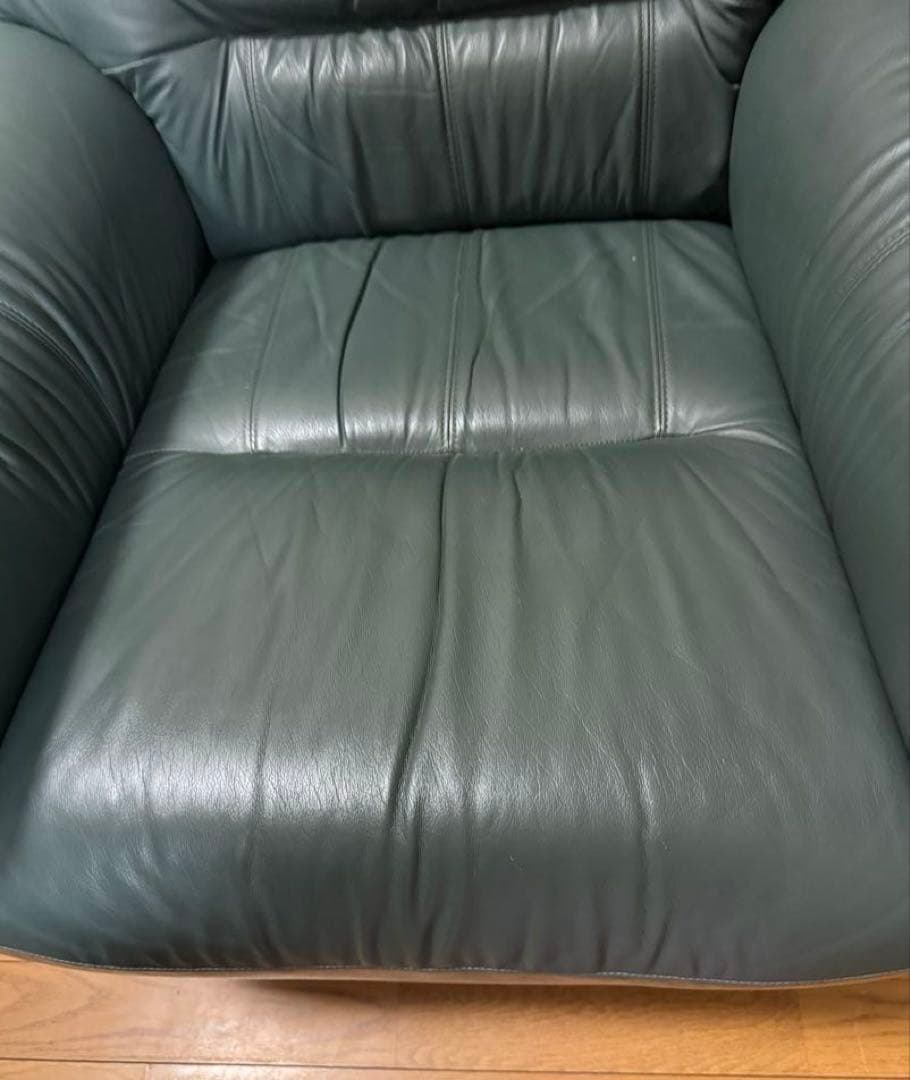 カリモク　チターノ　レザー1人掛けソファー