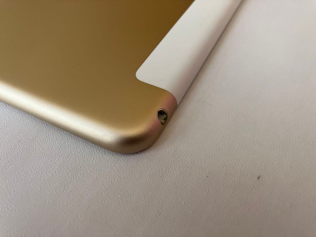 iPad mini4 Wi-Fi + Cellular 128GB ゴールド