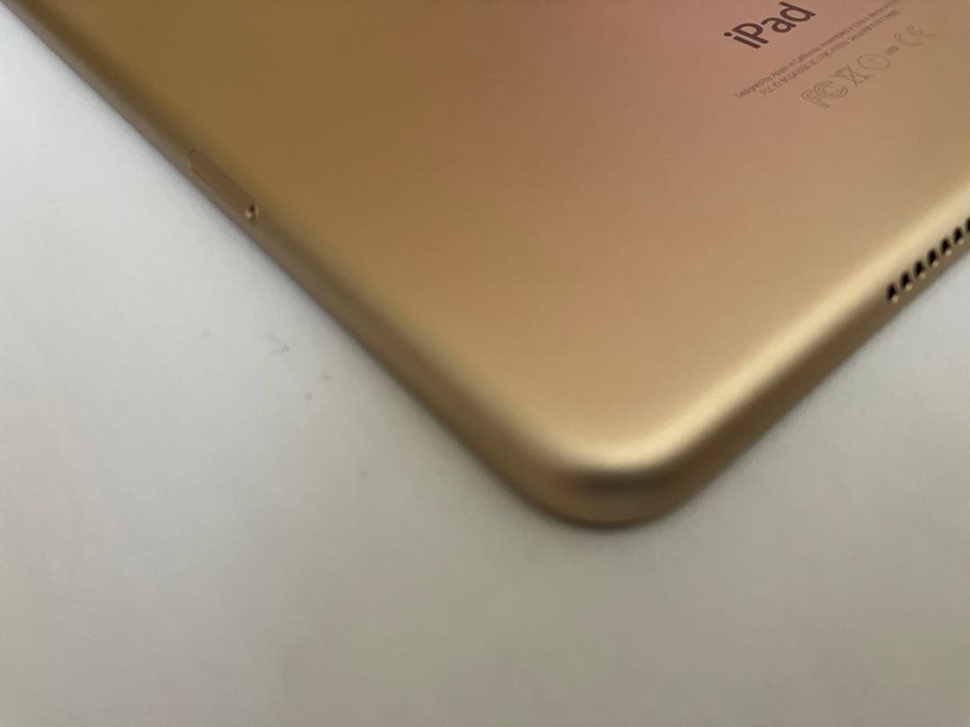 iPad mini4 Wi-Fi + Cellular 128GB ゴールド