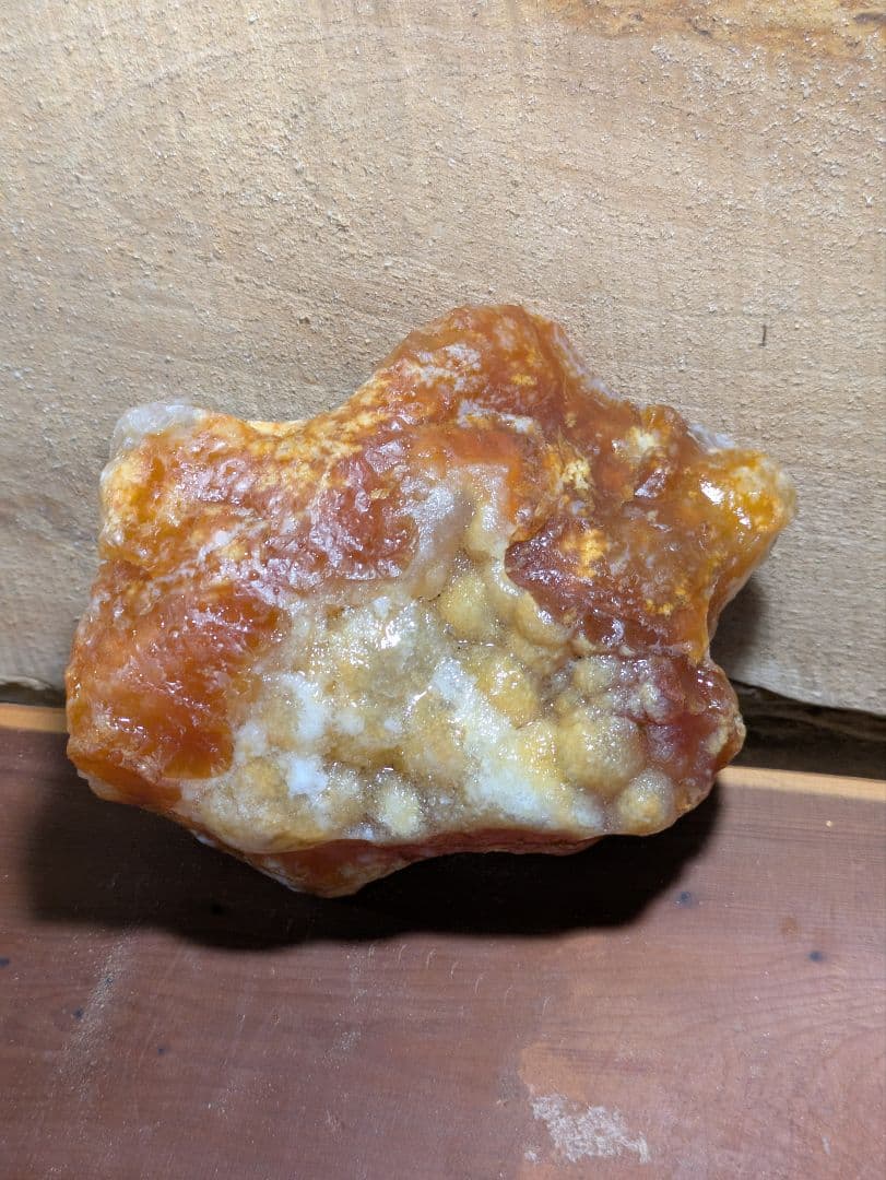 国産鉱物　花石瑪瑙　No.1 置物 木製ベース付き