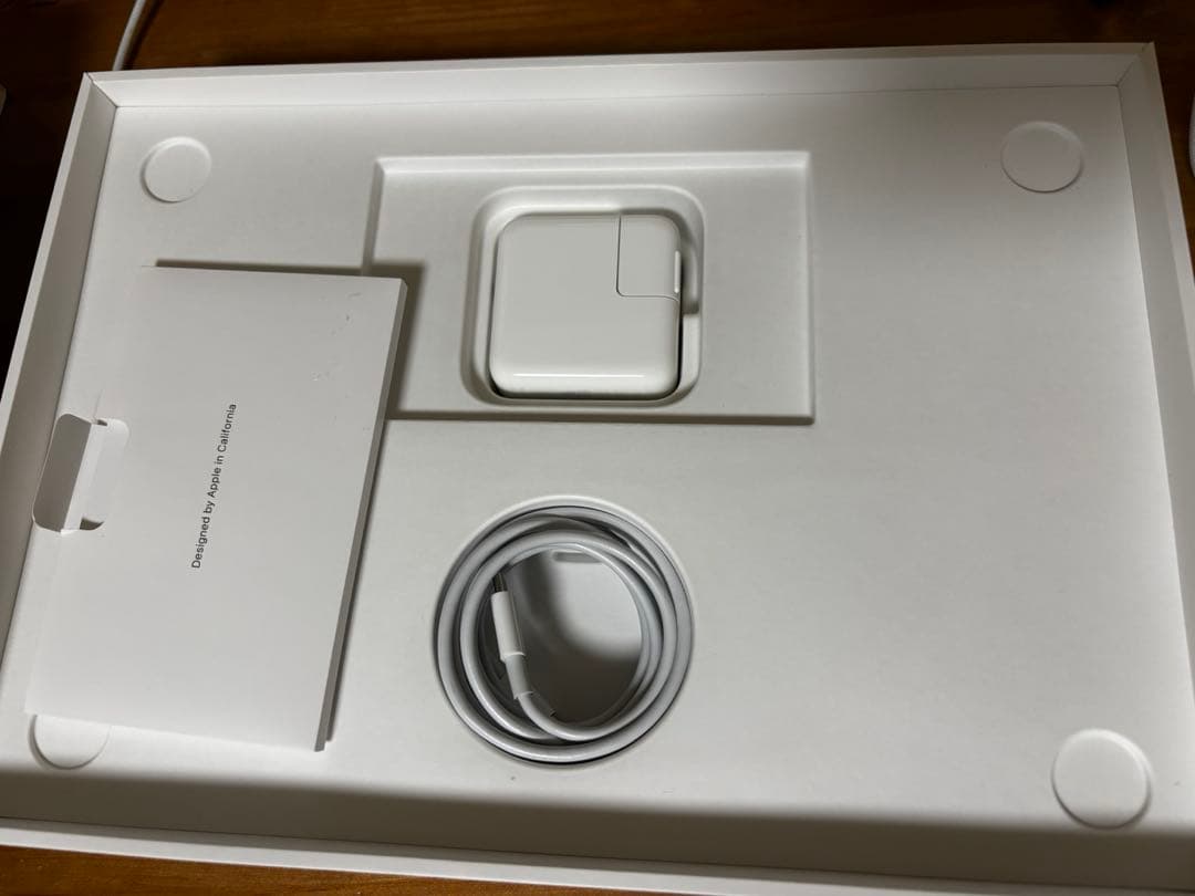 (ジャンク)M1 MacBook Air 純正充電器・箱付き