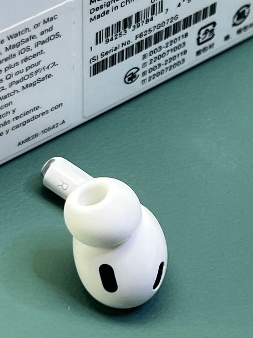 AirPods pro第2世代イヤホン右耳のみ A3047正規品動作品美品