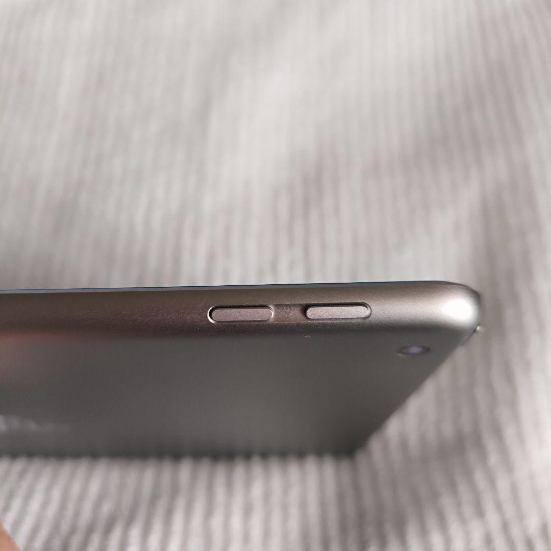 【美品】Apple iPad(第5世代) 128GB Wifiモデル