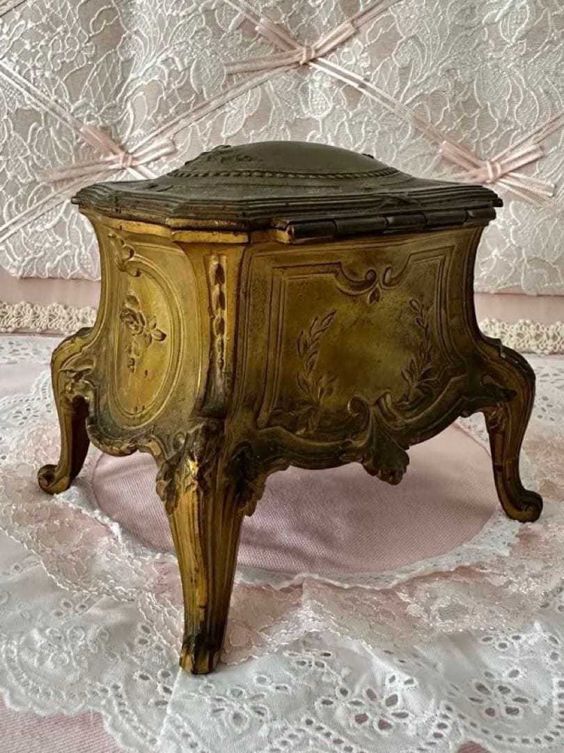 アンティーク　ブロンズジュエリーBOX