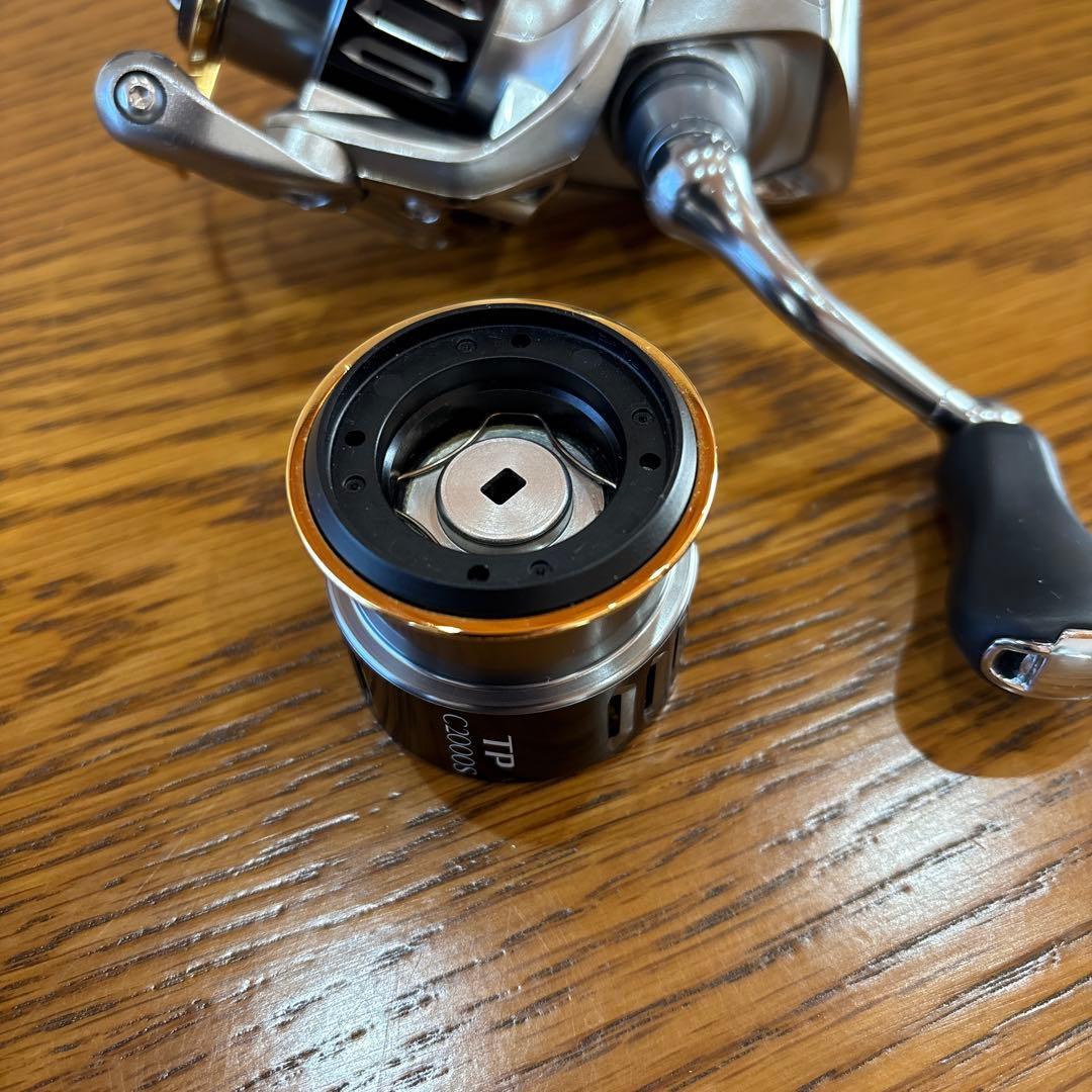 シマノ 15ツインパワー C2000HGS 替スプール付き