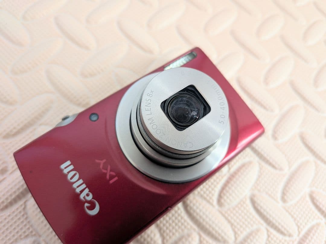 Canon キャノン IXY 200 コンパクトデジタルカメラレッド 充電器付き