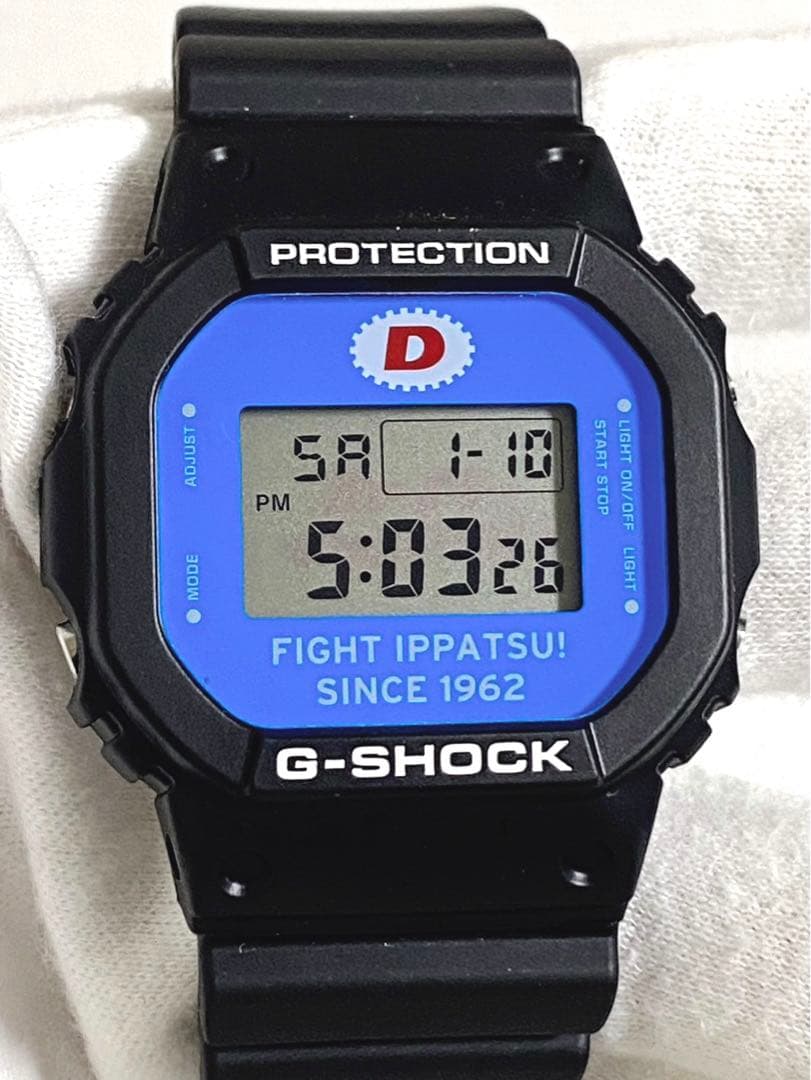 CASIO G-SHOCK クォーツ 腕時計 リポビタンD DW-5600VT