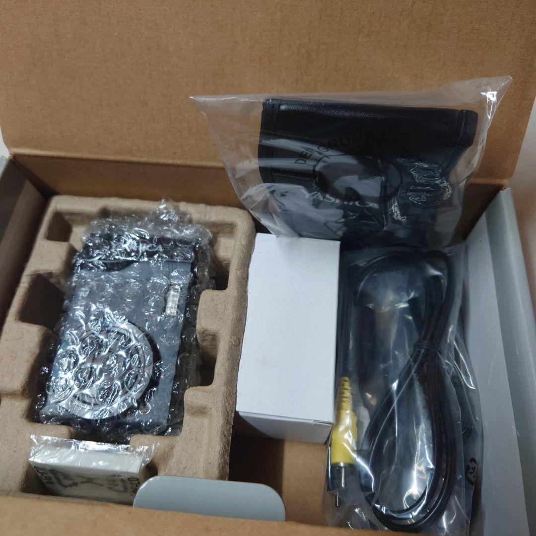 YASHICA EZ F1231 12.0メガピクセル デジタルカメラ