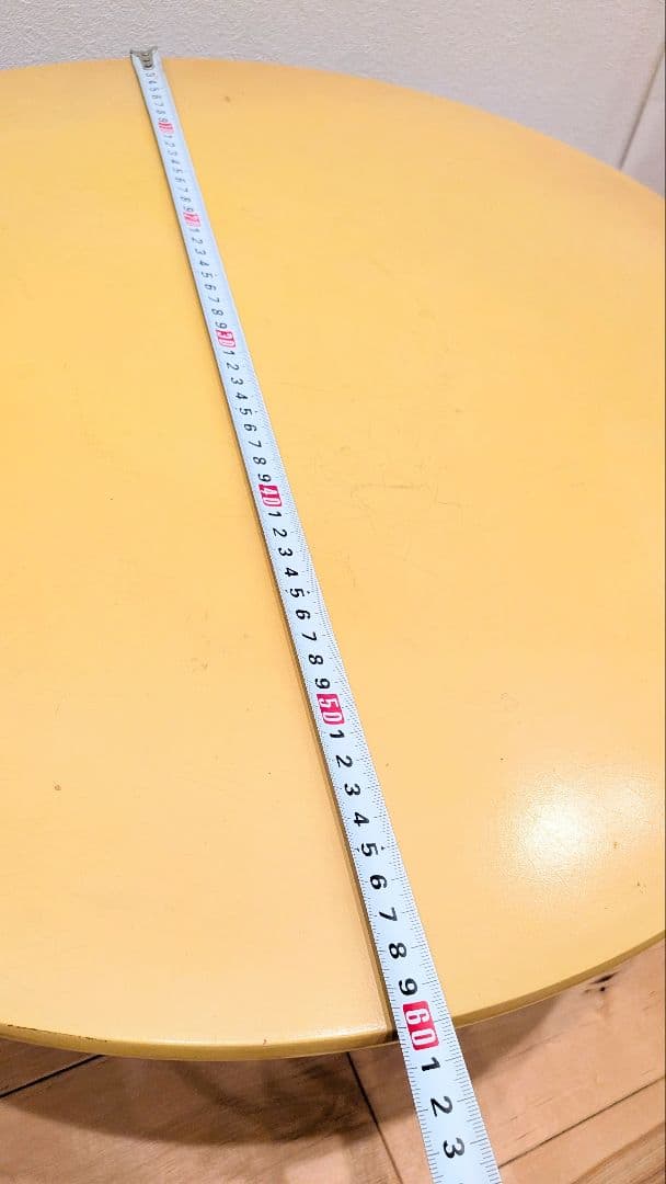 鉛筆　テーブル　レトロ　円卓　机　カラフル　ちゃぶ台　リビング　インテリア