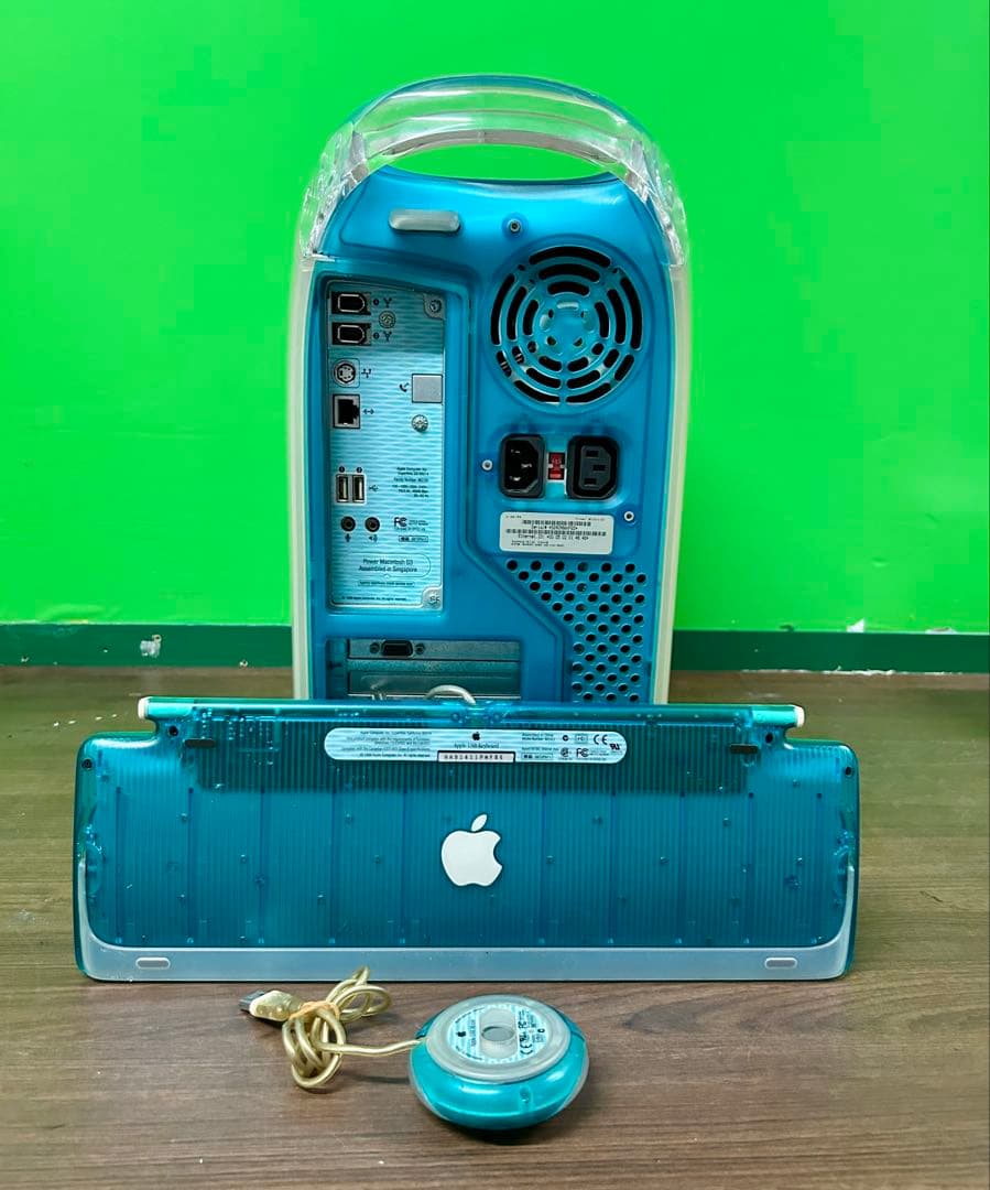 Apple Power Macintosh G3本体と純正キーボード&マウス