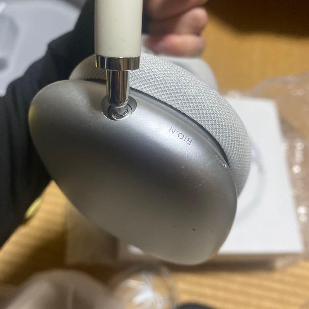 AirPods Max シルバー 本体 + Smart Case