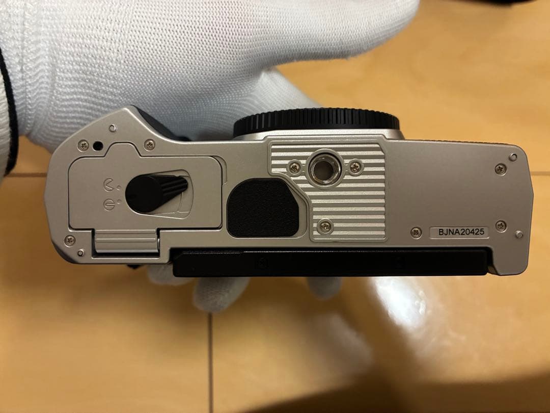 【タイムセール】OM SYSTEM OM-5 ミラーレスカメラ シルバー