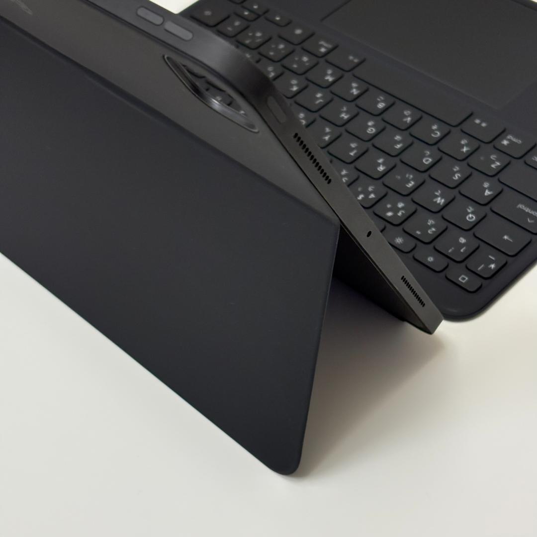 Combo Touch iPad Pro 13インチ (M4) キーボード