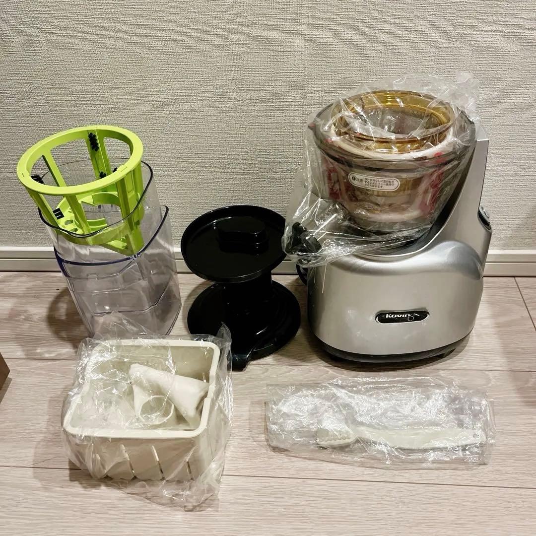 【未使用】Kuvings クビンズ サイレントジューサー JSG-120