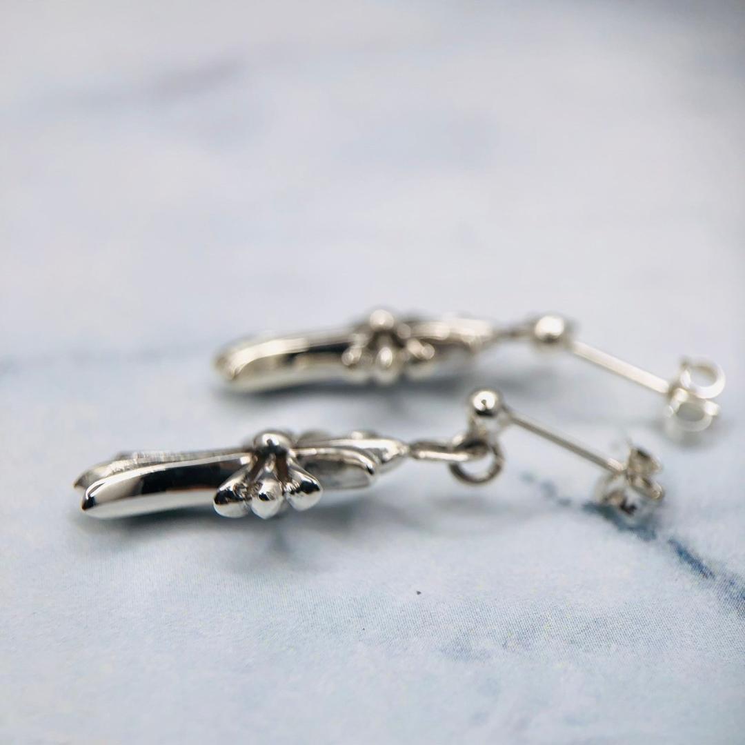 シルバー925 ピアス　メンズ　クロス　十字架　クロム　人気　3-25　9633