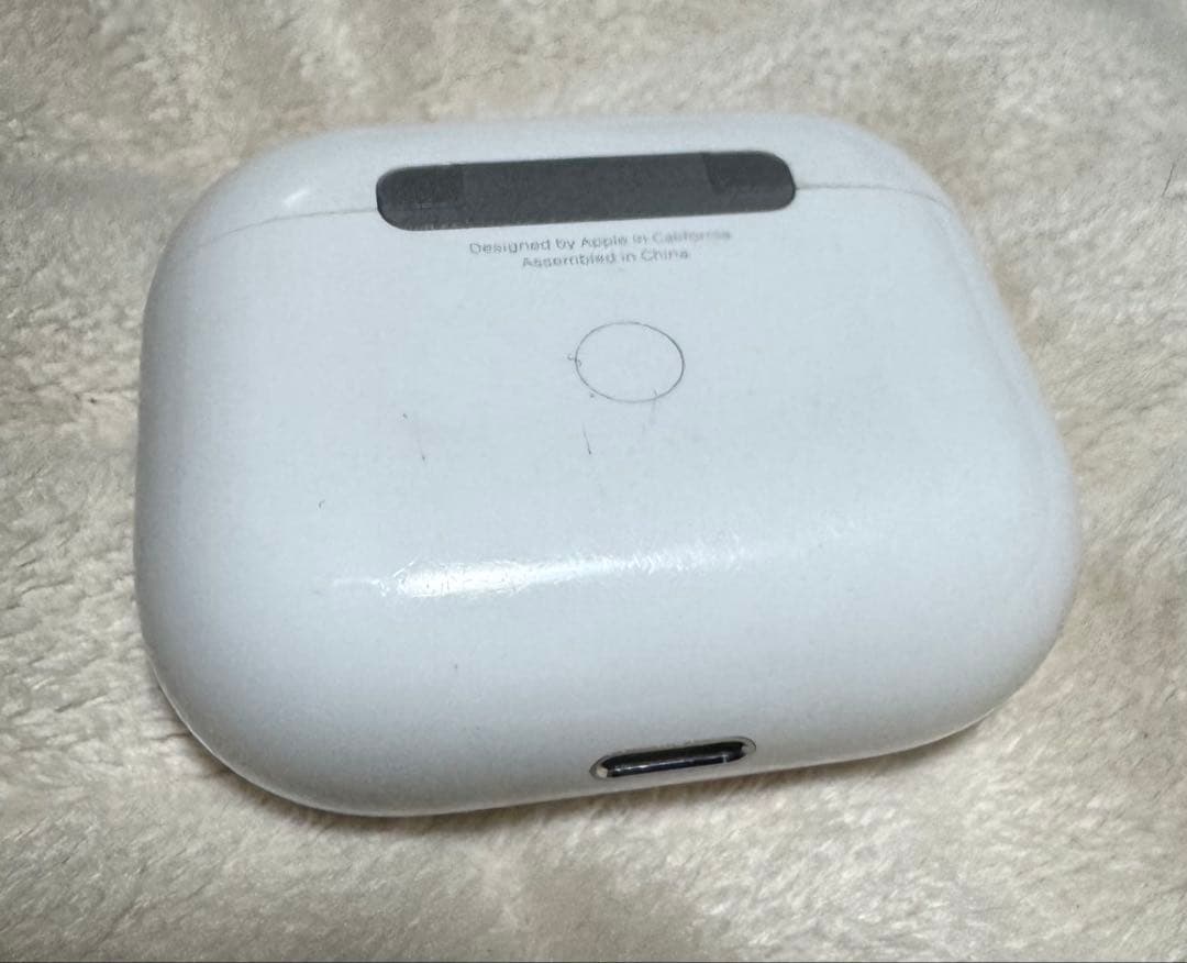 AirPods第3世代　充電ケース付き