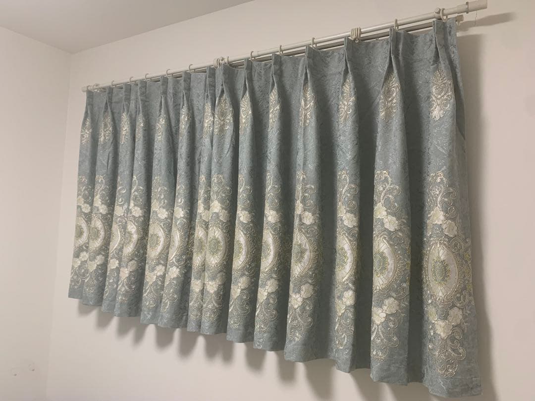 ★オーダー注文★ 106番-刺繍入れ高級カーテン