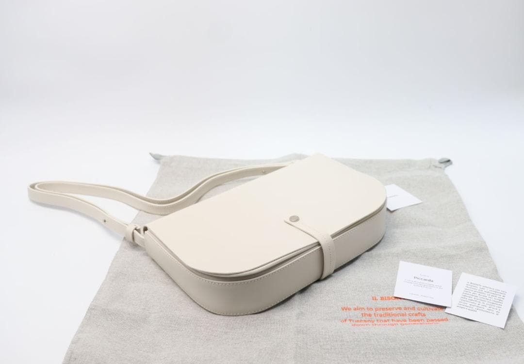 お値下げ 新品 イルビゾンテ ショルダーバッグ 斜めがけ BCR260 ホワイト