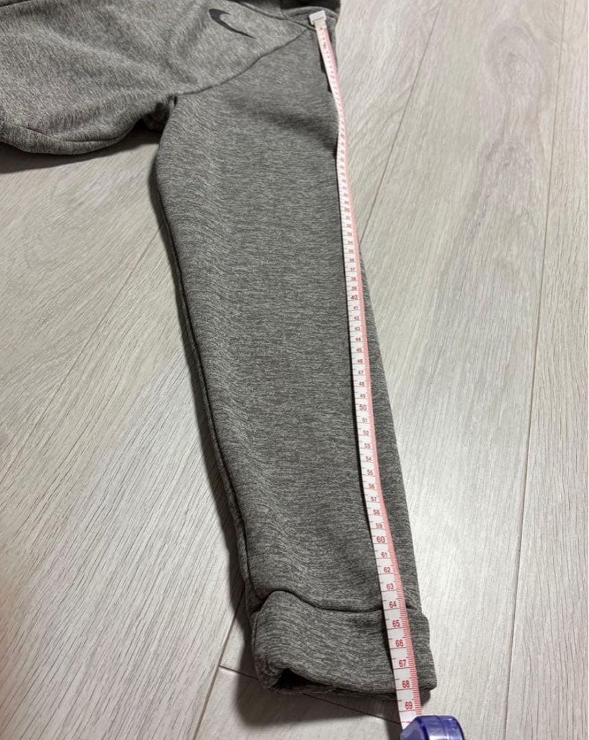 美品　NIKE グレー フード付きジャージ上下セット