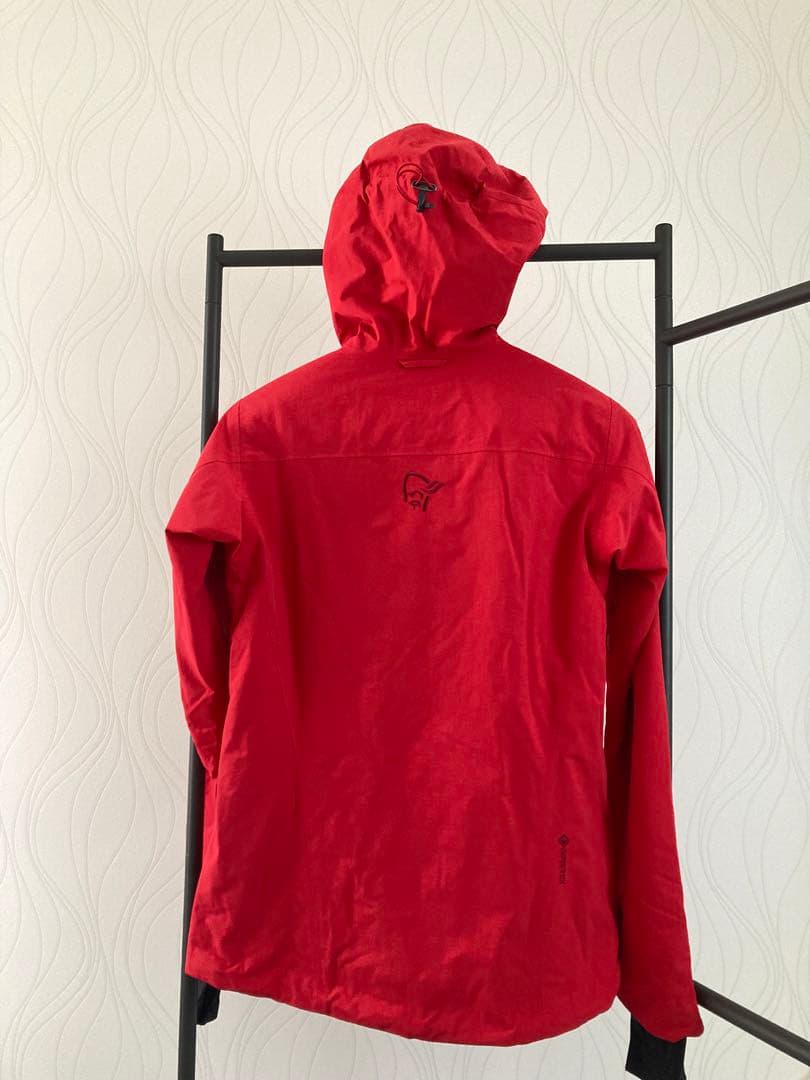 ノローナ　スキーウェア　スノーボードウェア　上下セット　レディース