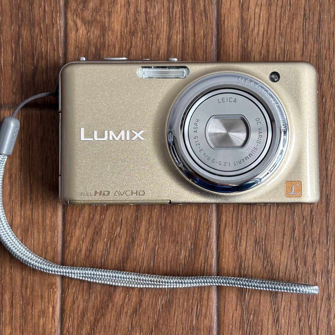 Panasonic DMC-FX77 コンパクトデジタルカメラ　デジカメ
