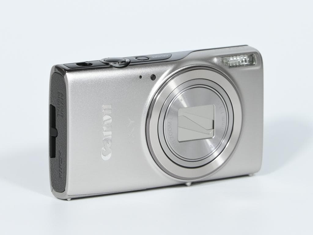 【ほぼ新品】 キヤノン　Canon IXY 650 シルバー