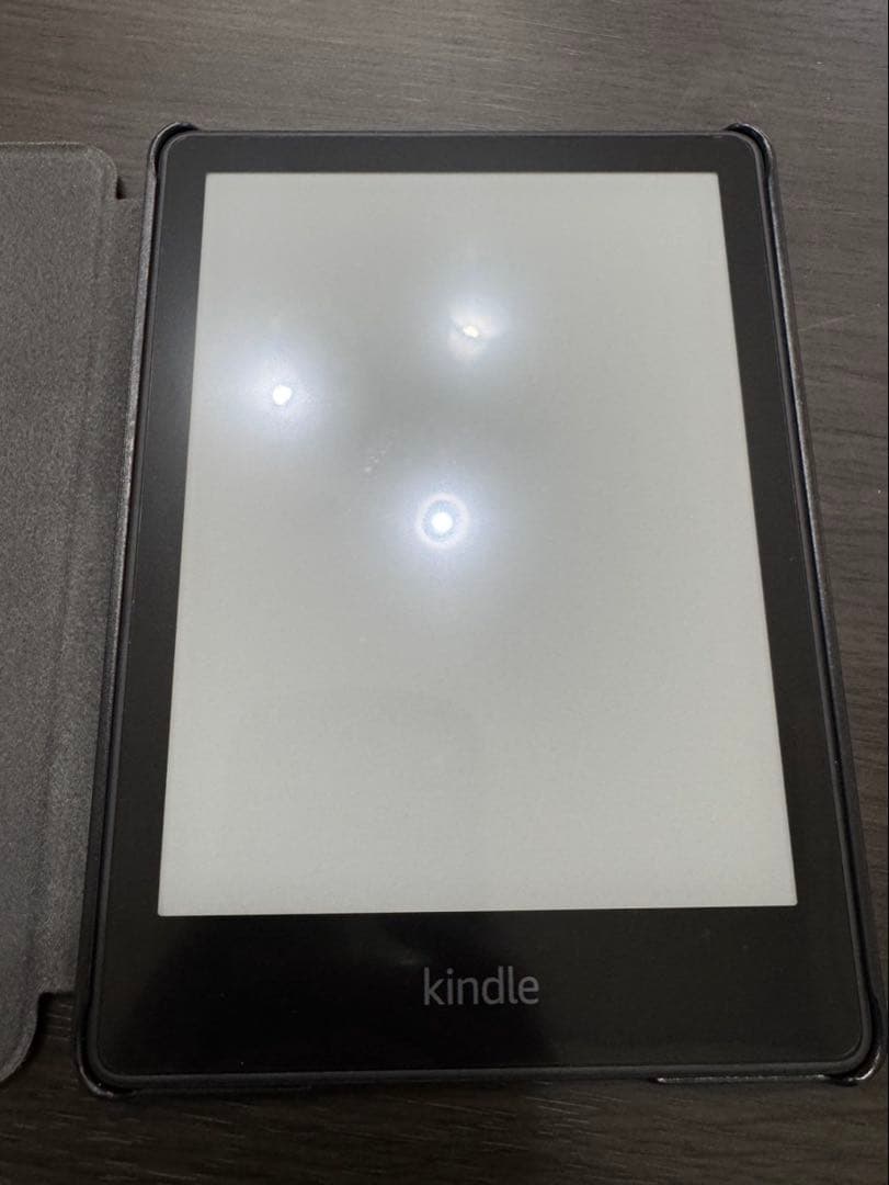 Kindle Paperwhite 本体 + カバー付き　11世代　16GB