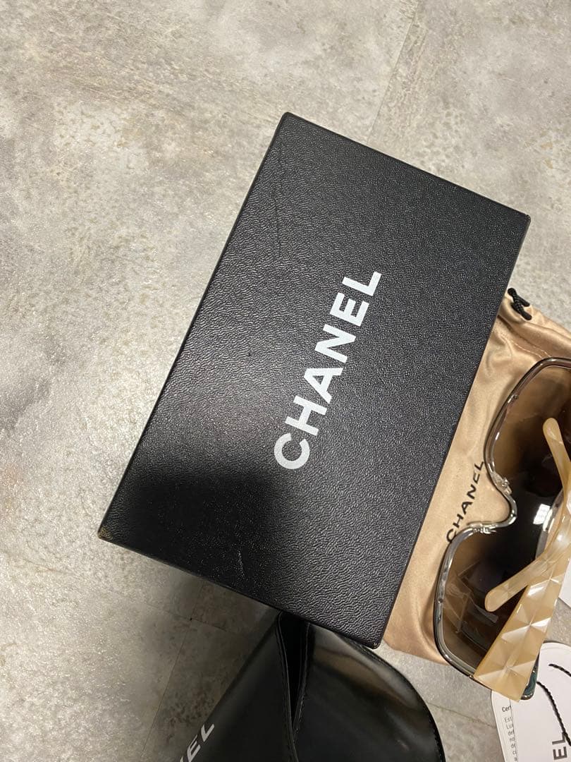 CHANEL サングラス　未使用新品