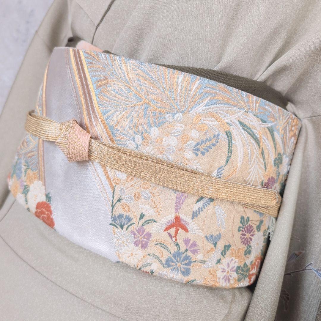 訪問着単品　着物　正絹　友禅　薄緑カーキ　枝葉模様　ナチュラル　F7