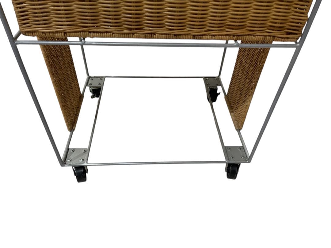 定価3万円ベルメゾン4段収納ラタンランドリーチェスト キャスター付きベージュ