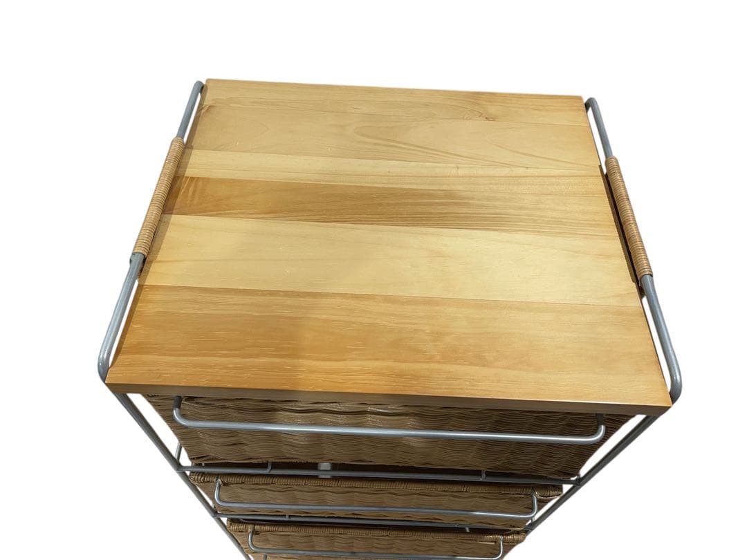 定価3万円ベルメゾン4段収納ラタンランドリーチェスト キャスター付きベージュ