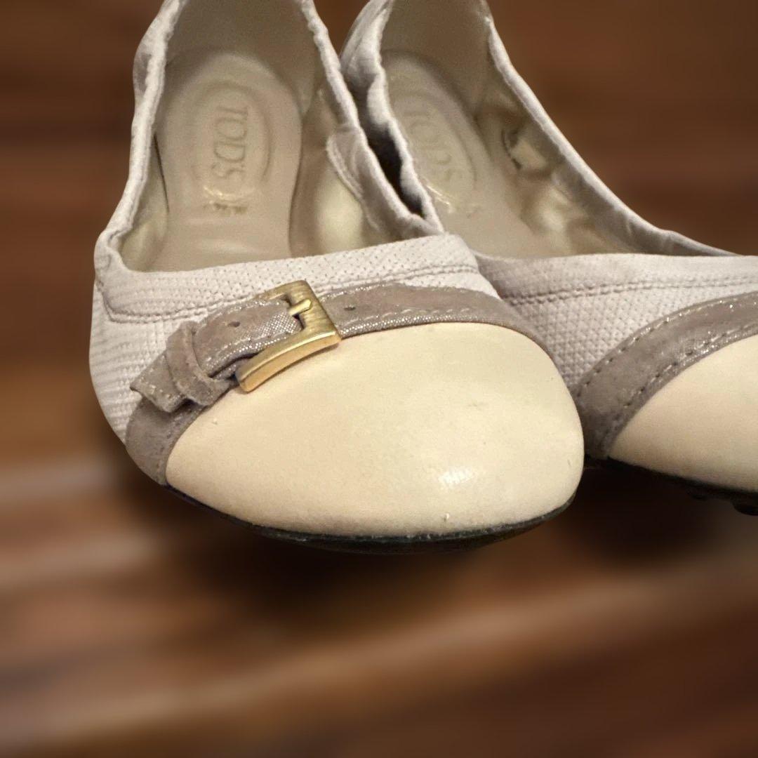 女*将様 TOD'S ベージュ バレエシューズ　フラットシューズ24.5〜25c