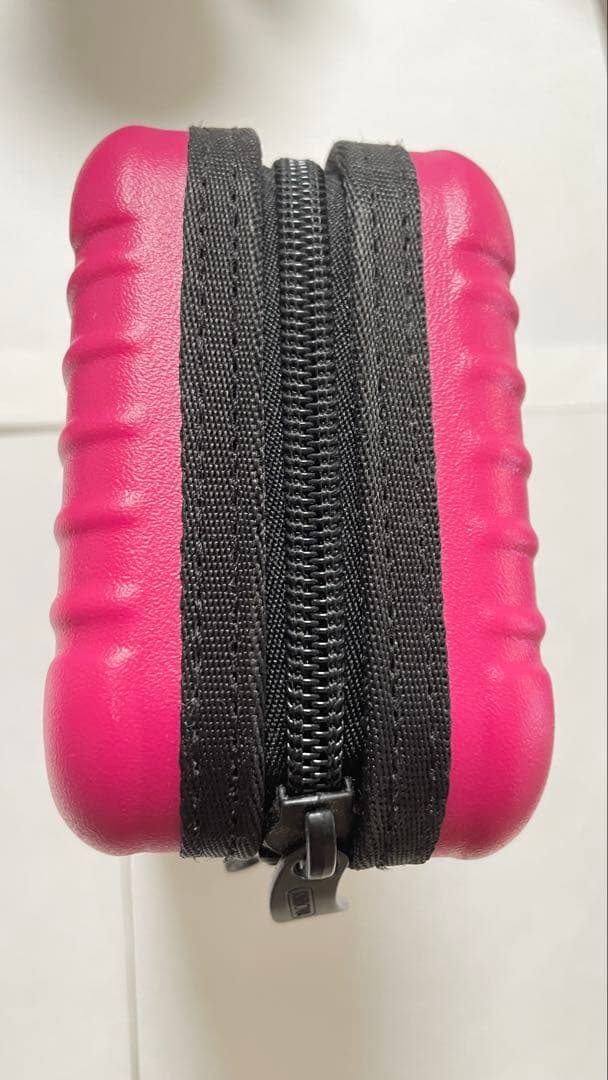 【未使用新品】中身未開封⚫︎RIMOWA ピンク トラベルポーチ