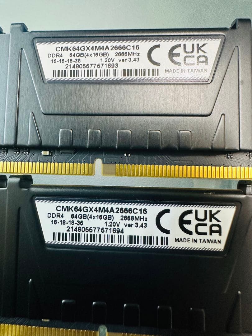 22.Corsair DDR4　64GB　（16GB*4