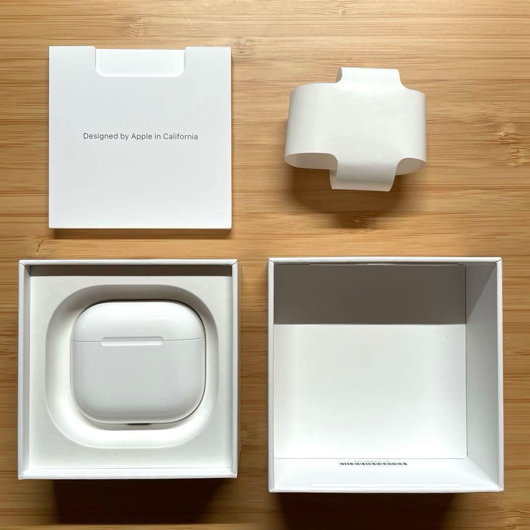 使用回数1回!国内正規店購入 Apple AirPod4 本体 ＋ クリアケース