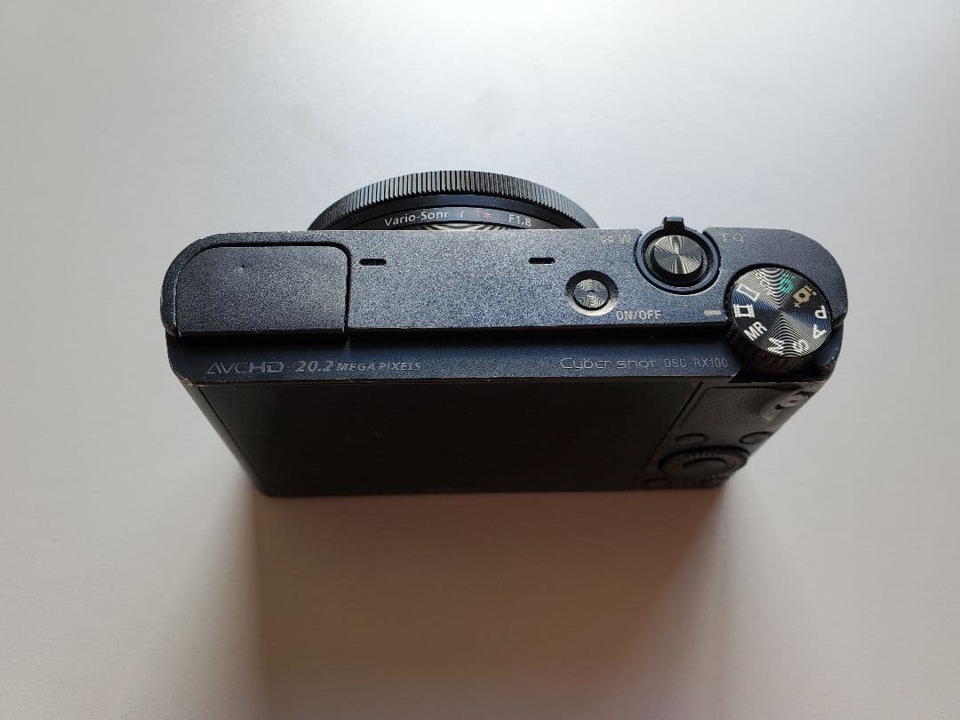 デジタルカメラ SONY DSC RX100